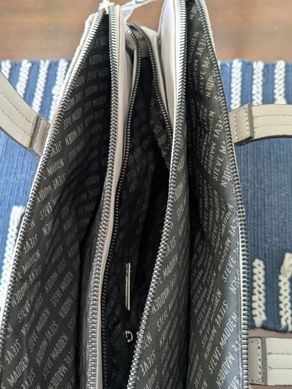 Steve Madden steve madden